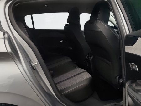 2026 Peugeot 308 - photo 12