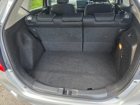 2017 Honda Fit - photo 10