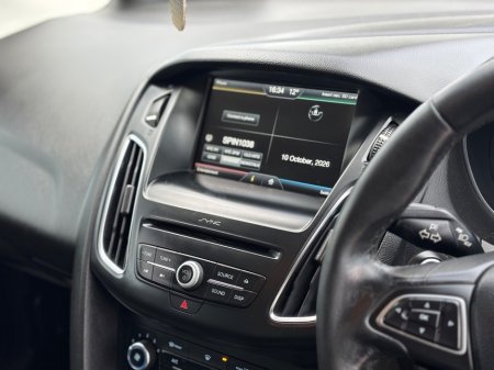 2015 Ford Focus - photo 11