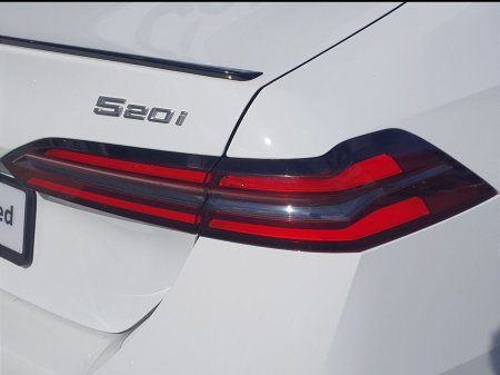 2024 BMW 5-Series - photo 20