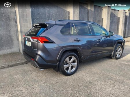 2022 Toyota RAV4 - photo 2