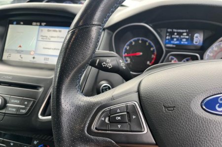 2017 Ford Focus - photo 28