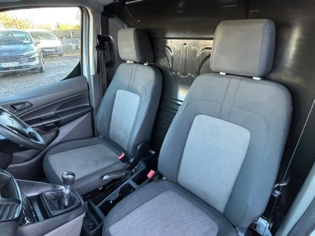 2020 Ford Transit - photo 13