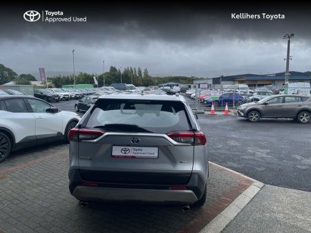 2025 Toyota RAV4 - photo 4
