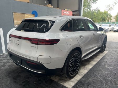 2022 Mercedes-Benz EQC - photo 3