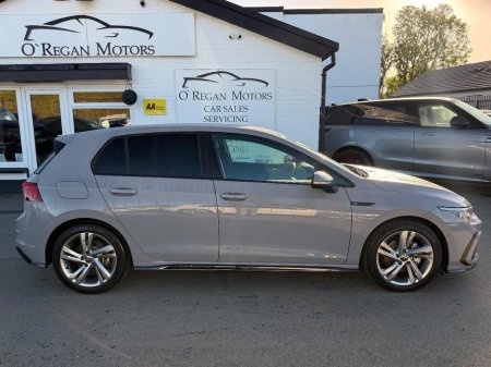2021 Volkswagen Golf - photo 2
