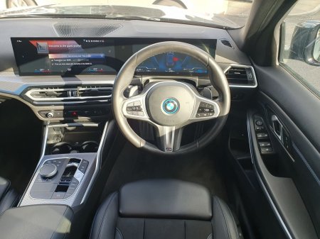 2024 BMW 3-Series - photo 5
