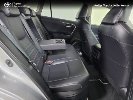 2022 Toyota RAV4 - photo 11