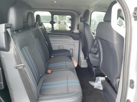 2026 Ford Transit Custom - photo 11