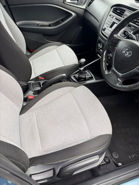2016 Hyundai i20 - photo 3