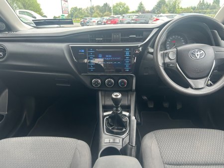 2018 Toyota Corolla - photo 12