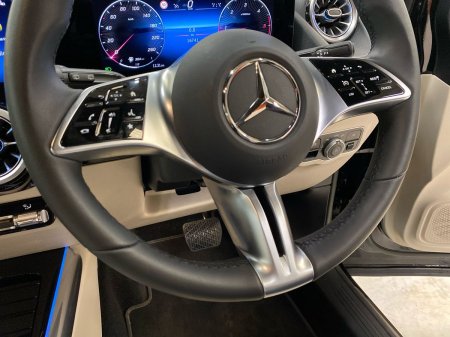 2025 Mercedes-Benz GLA - photo 17