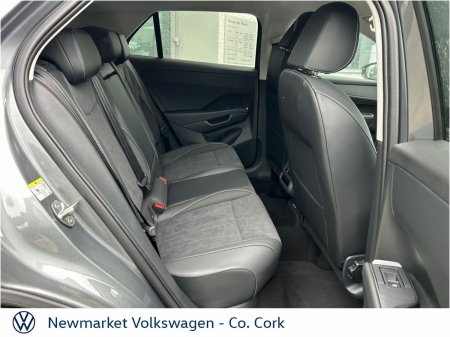 2026 Volkswagen T-Roc - photo 2