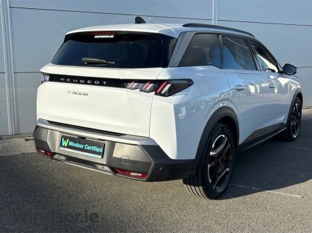 2025 Peugeot 5008 - photo 2