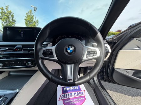 2020 BMW 5-Series - photo 17