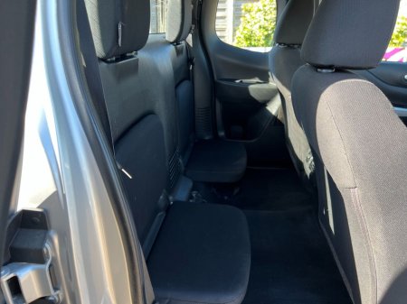 2017 Nissan Navara - photo 12