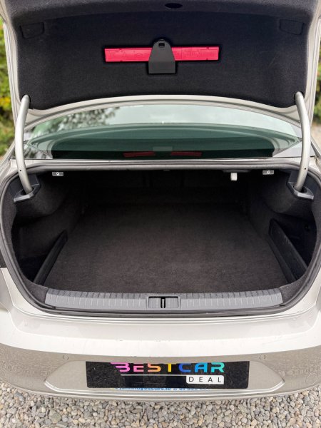 2015 Volkswagen Passat - photo 25