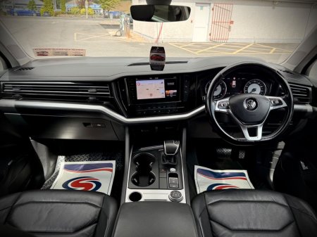 2020 Volkswagen Touareg - photo 13