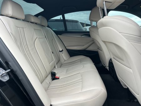2019 BMW 5-Series - photo 20