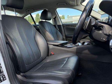 2017 BMW 5-Series - photo 17