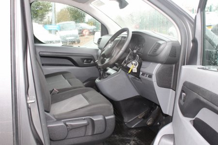 2022 Vauxhall Vivaro - photo 10