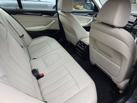 2019 BMW 5-Series - photo 11