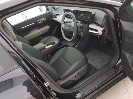 2026 Kia EV4 - photo 6