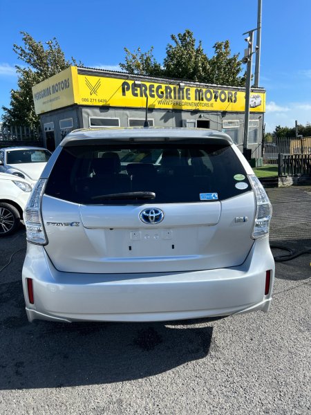 2014 Toyota Prius - photo 4