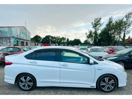 2016 Honda Grace - photo 7