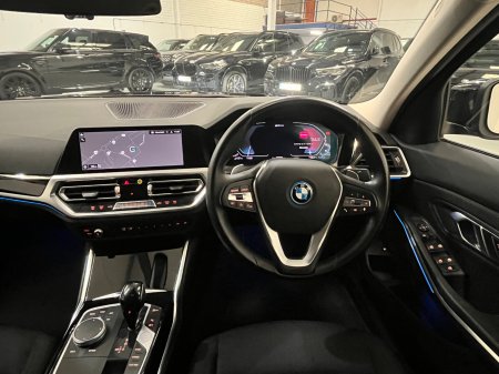 2021 BMW 3-Series - photo 9