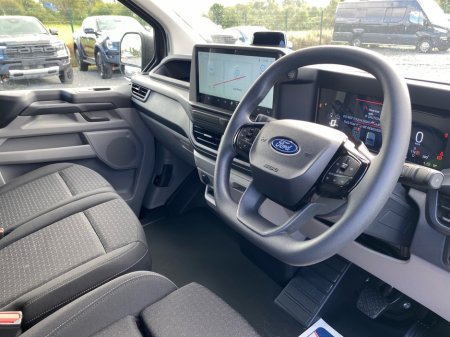 2026 Ford Transit Custom - photo 8