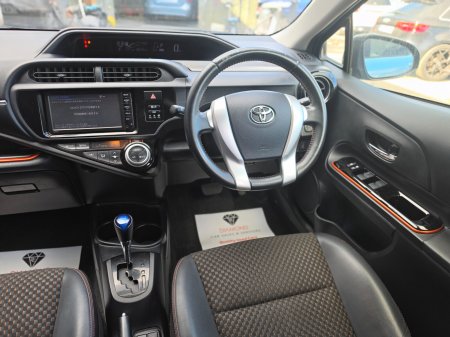 2015 Toyota Aqua - photo 18