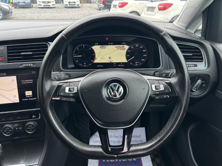 2020 Volkswagen Golf - photo 16