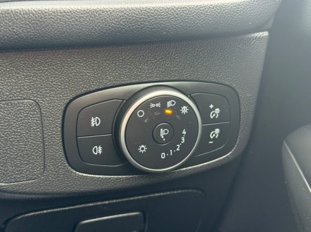2020 Ford Focus - photo 18