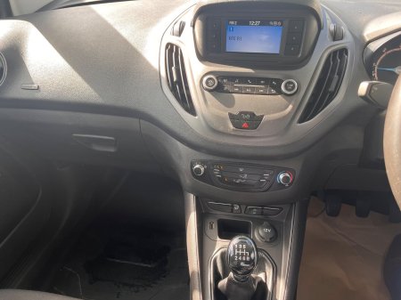2020 Ford Transit - photo 12
