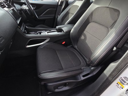 2018 Jaguar F-Pace - photo 12