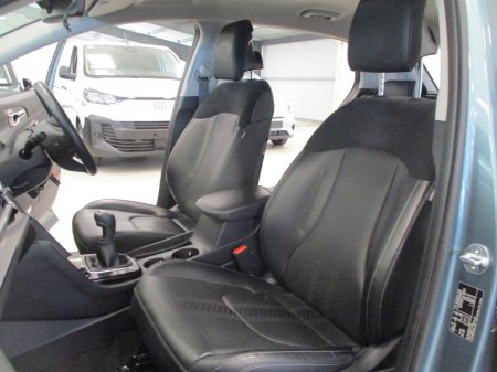 2024 Kia Sportage - photo 13