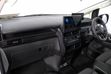 2027 Hyundai Staria - photo 12