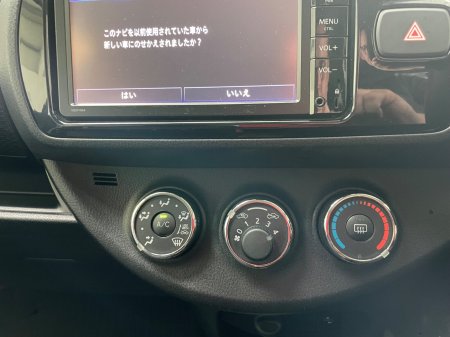 2020 Toyota Yaris - photo 14