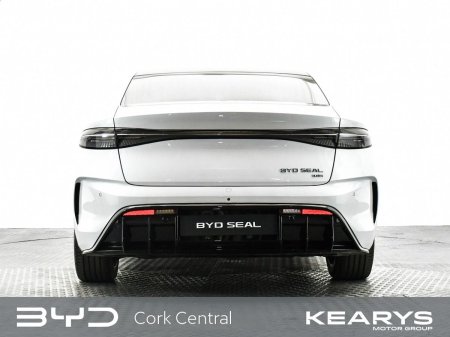 2026 BYD SEAL - photo 2