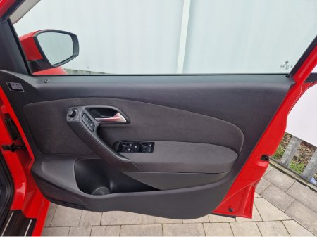 2012 Volkswagen Polo - photo 12