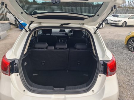 2015 Mazda Demio - photo 21