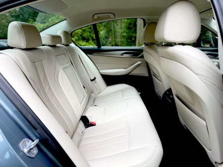 2018 BMW 5-Series - photo 18