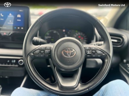 2024 Toyota Yaris - photo 11