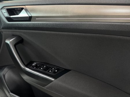 2021 Volkswagen T-Roc - photo 12