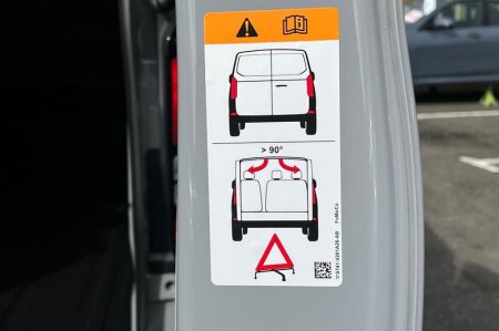 2026 Ford Transit Custom - photo 9