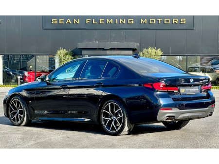 2022 BMW 5-Series - photo 4