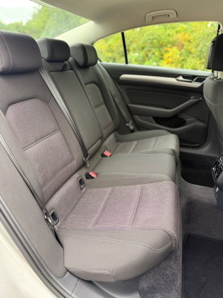 2015 Volkswagen Passat - photo 23