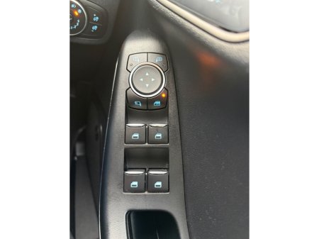 2021 Ford Fiesta - photo 29