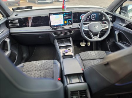 2025 Volkswagen Tiguan - photo 21